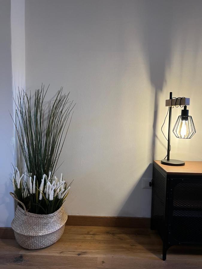 Stylish Apartment 3 Km Away From Duomo - Netflix, Wi-Fi, All Comforts Included Milan Exterior photo